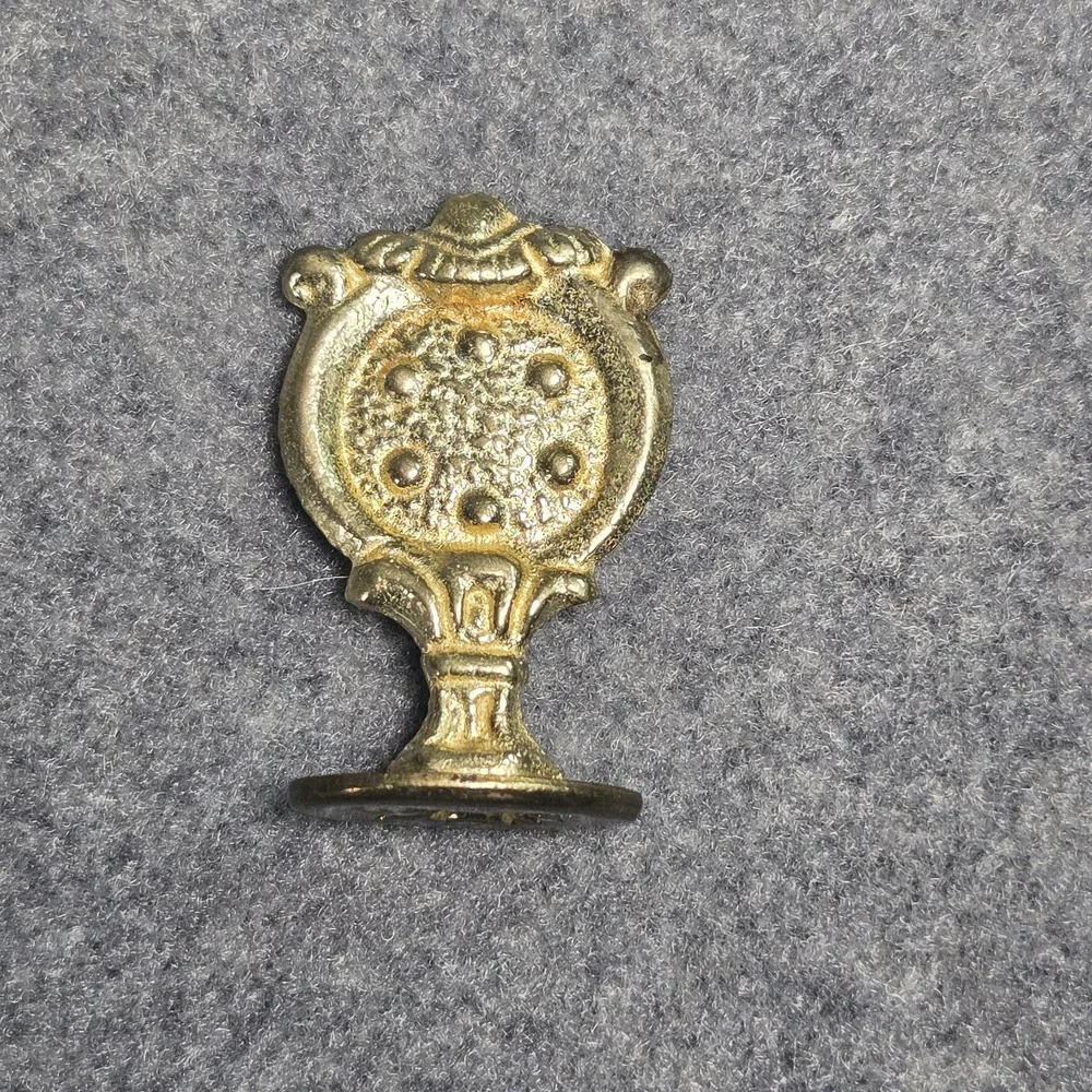 Vintage Italy Gold Tone Dragon Wax Seal Stamp Heraldic Crest Ornate Handle 1.5in